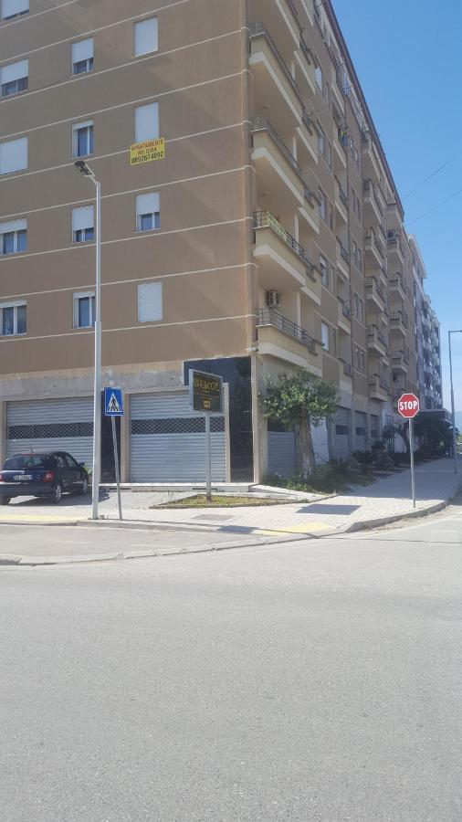 Ilarias Flat Apartment Vlorë Exterior foto